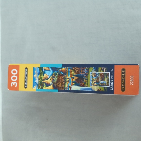 New in Box Dowdle Yellowstone 300 piece puzzle - Picture 4 of 6